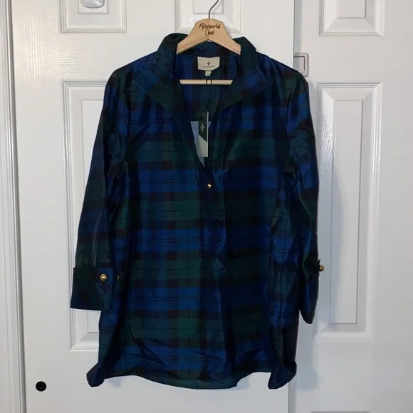 Blackwatch French Cuff Celine Top
TUCKERNUCK - Picture 7 of 12